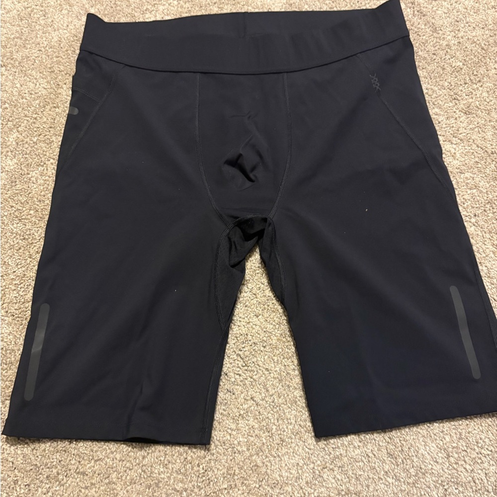 RHONE Men's Black Athletic Shorts